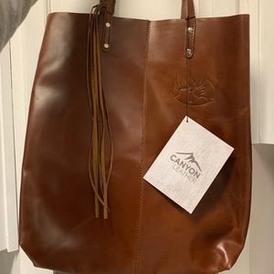 Canyon leather Buffalo tote